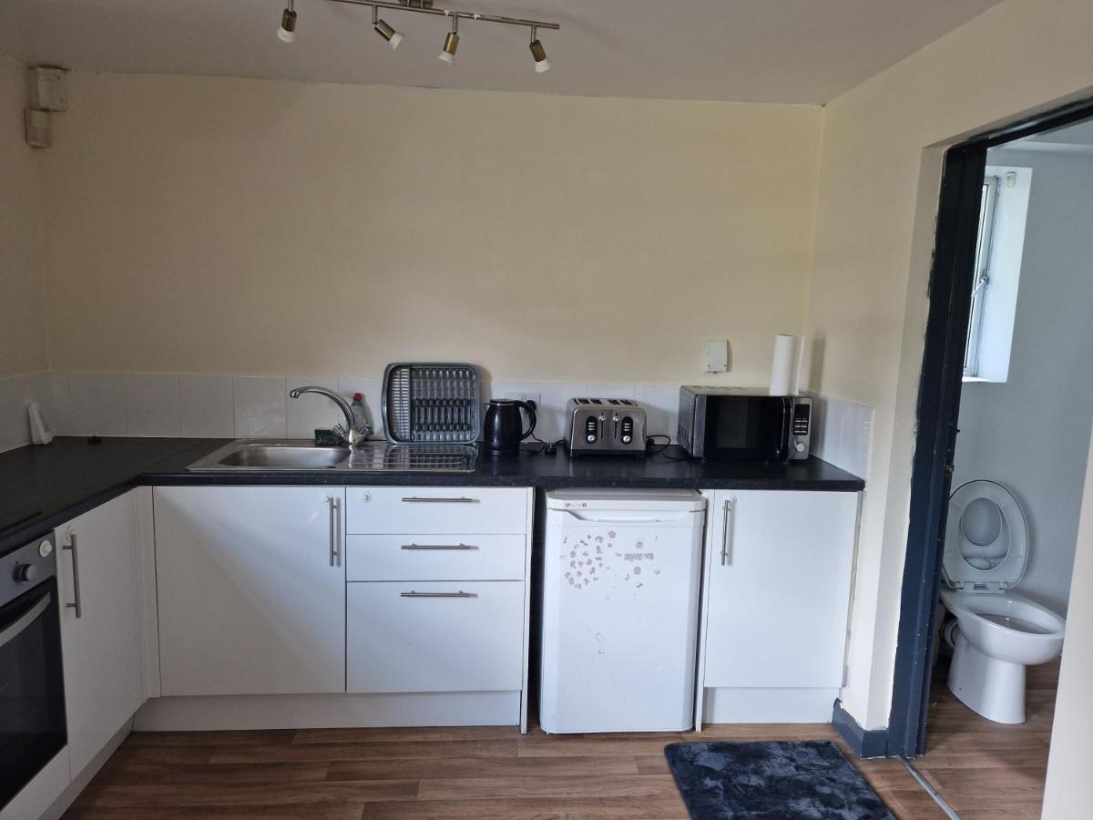 Maidstone Heights III - 1 Bedroom In Maidstone! Eksteriør bilde